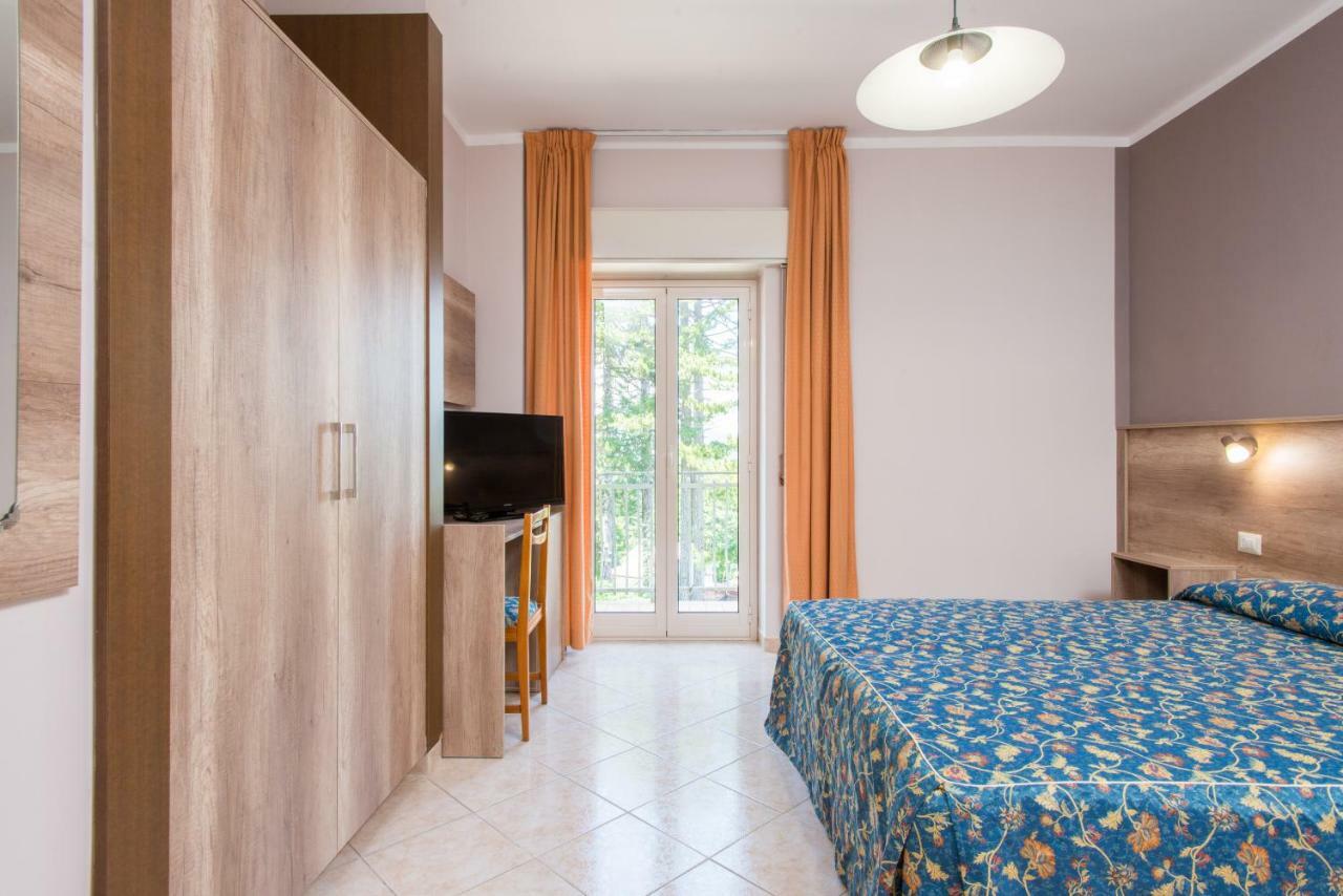 Hotel Tasso Camigliatello Silano Zewnętrze zdjęcie