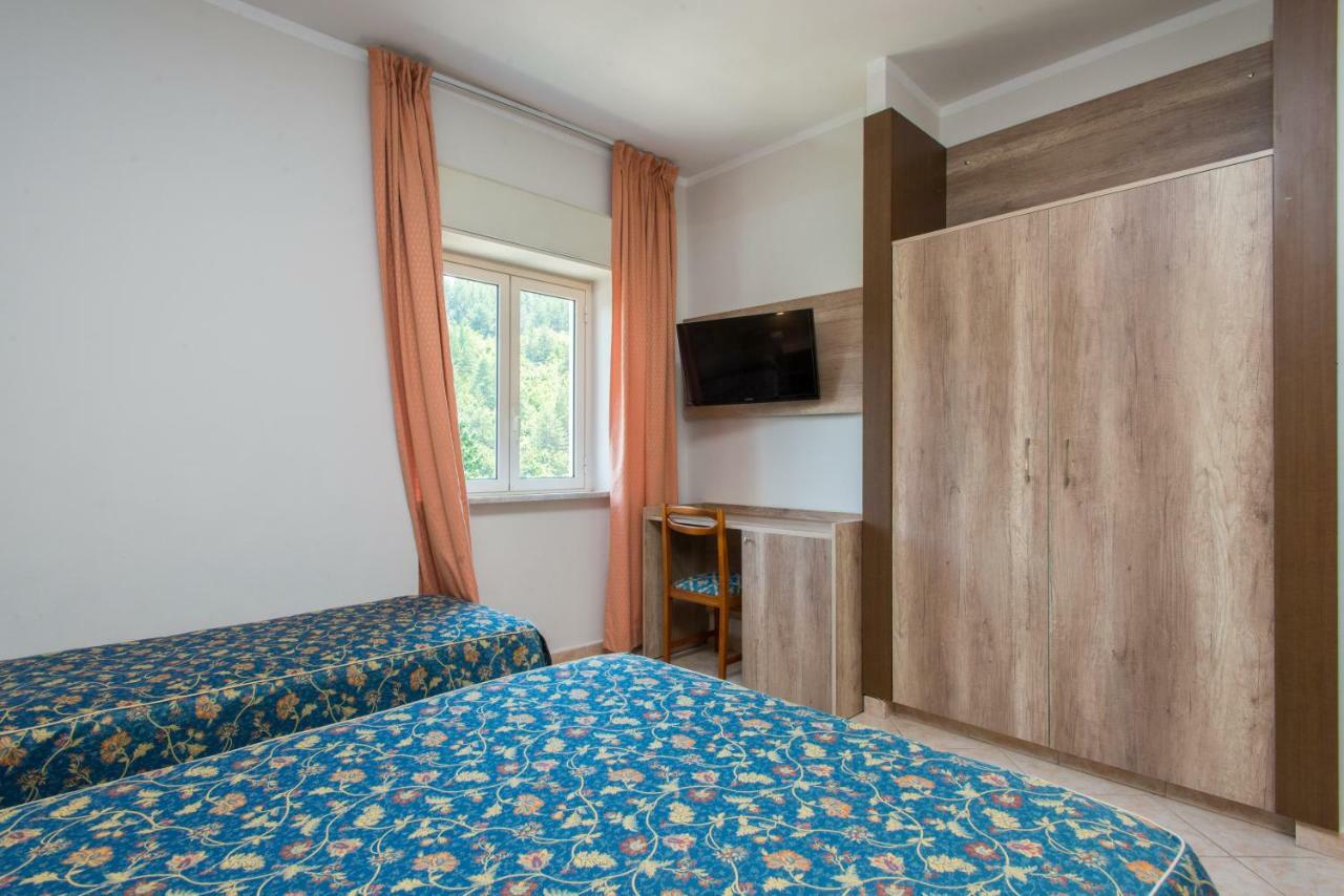Hotel Tasso Camigliatello Silano Zewnętrze zdjęcie